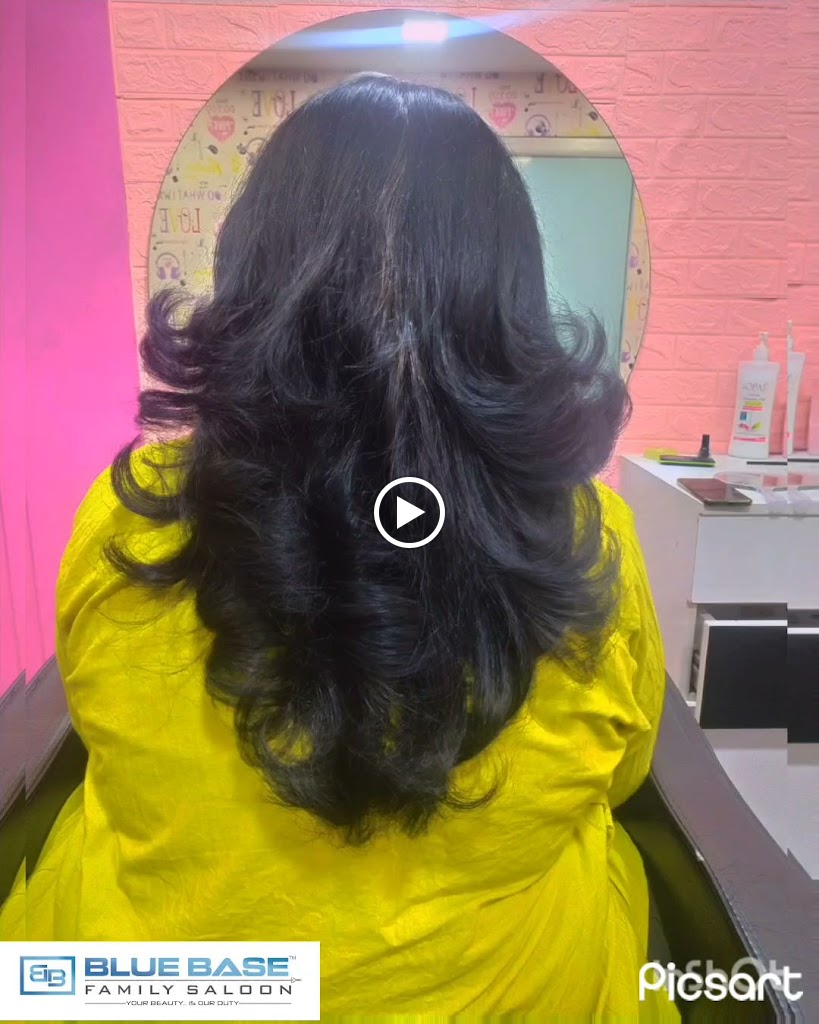 Blue Base Family Saloon