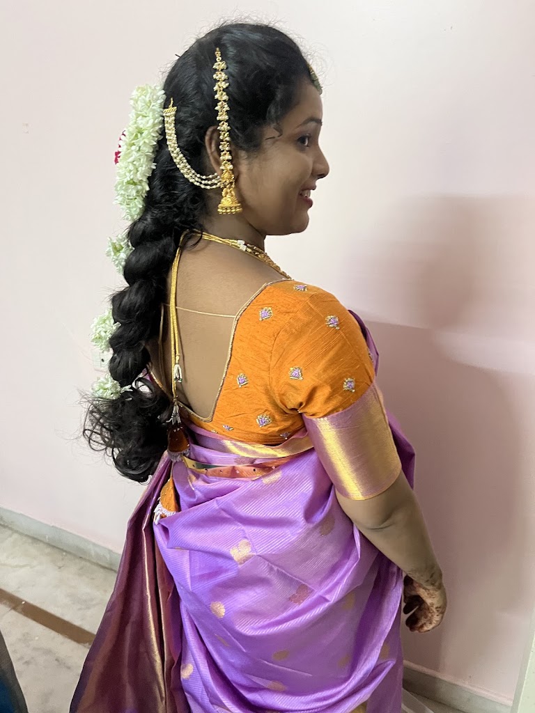 Ridhima Beauty Parlour