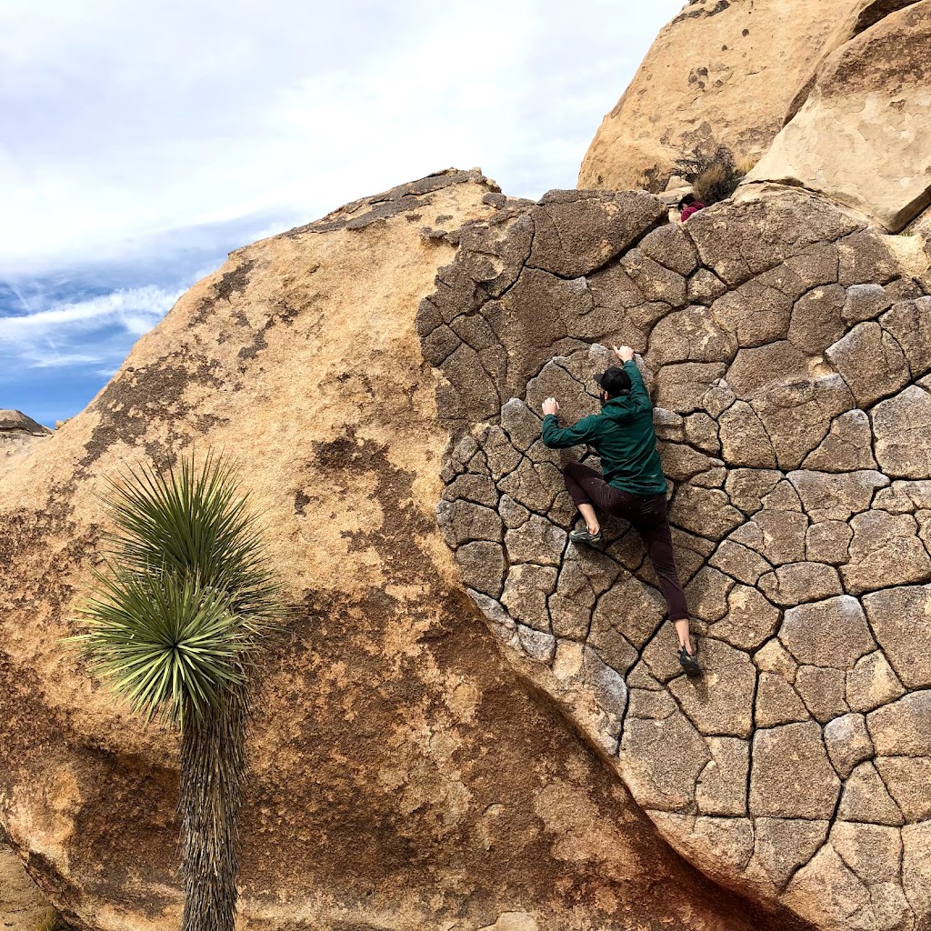  Grotto Climbing & Yoga