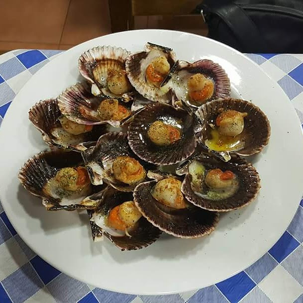CAFE BAR NINO PUERTO — Comida y bebida