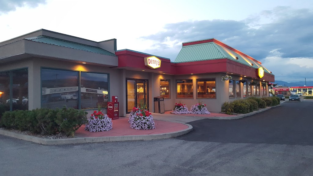 Denny's Restaurant in Cranbrook