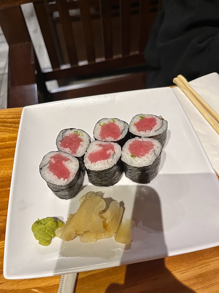Thai 5 & Sushi Bar