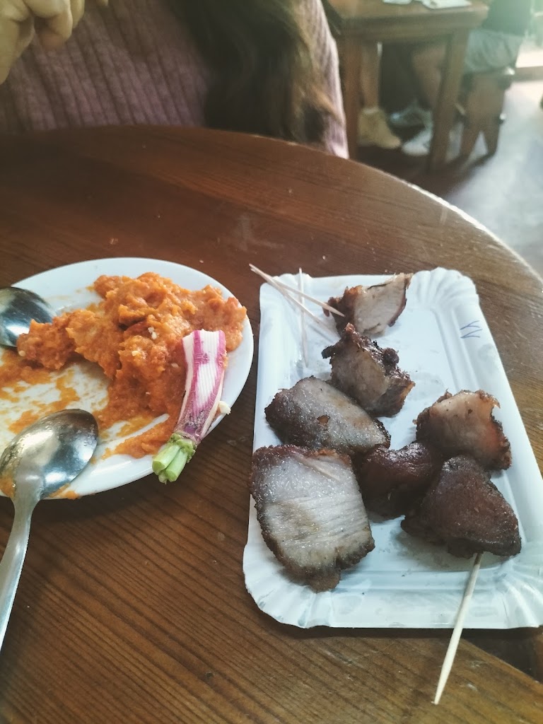 Tabanco San Pablo — Comida y bebida