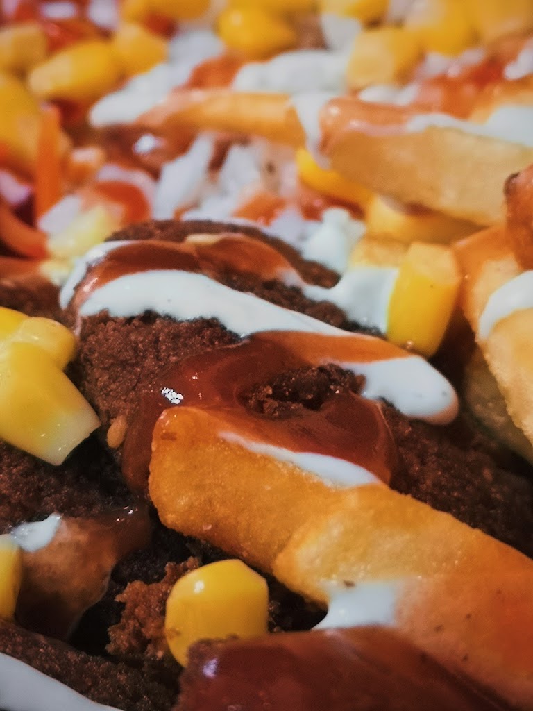 Kebab El Yaaqoubi — Comida y bebida