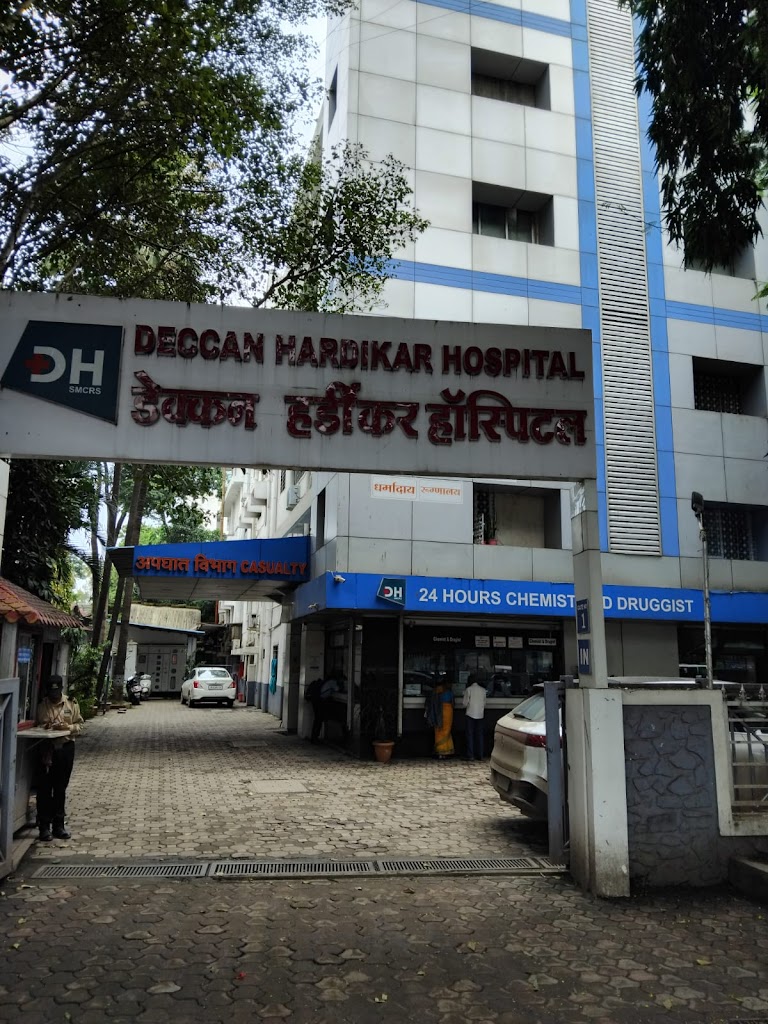 Dr. Dr Praveen Pawal Best Cardiologist In Pune Deccan Hardikar Hospital