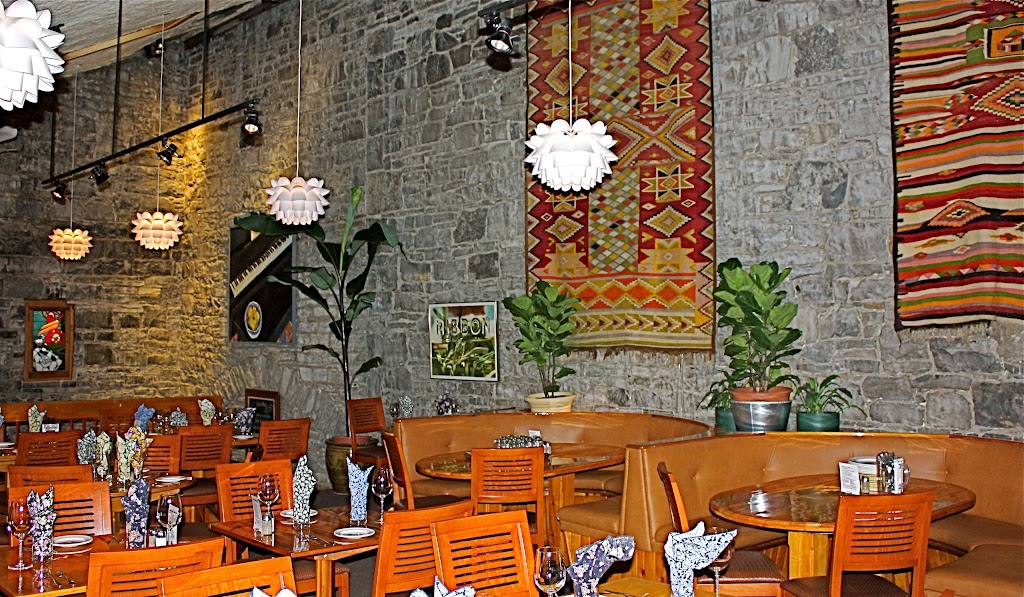Chez Piggy Restaurant & Bar in Kingston