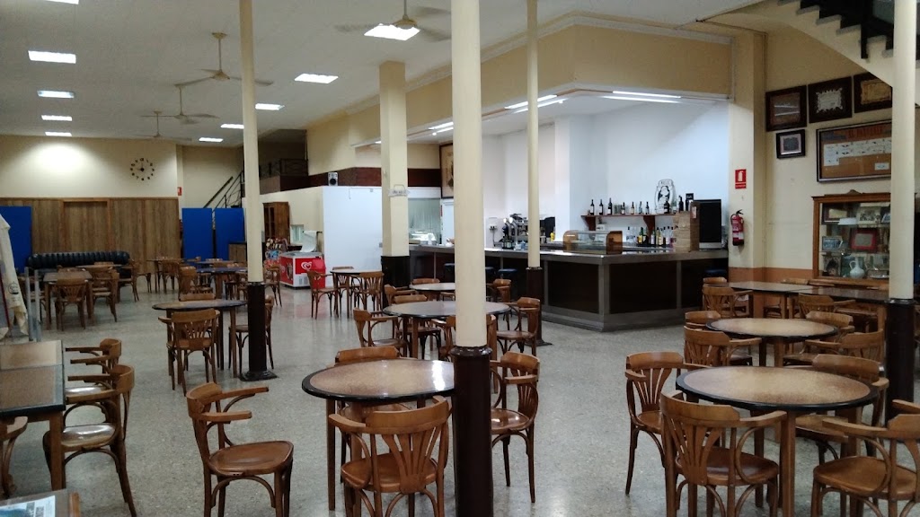 Bar Els Escalons La Simona — Ambiente