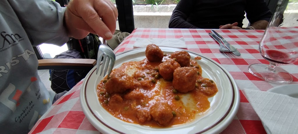 Centro de Mayores - Cafeteria "La Pina" — Comida y bebida