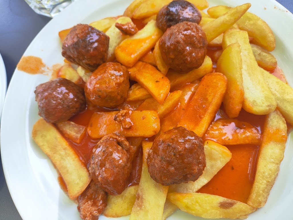 Bar El Rincon de La Morenita — Comida y bebida