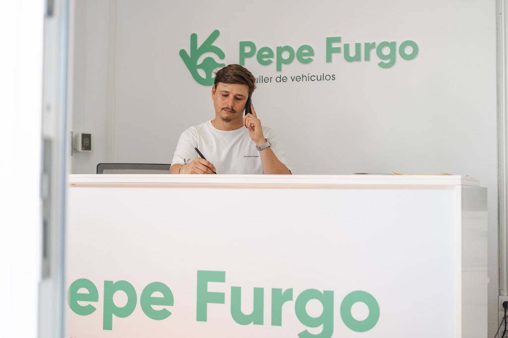 Pepe Furgo Alquiler de Vehiculos