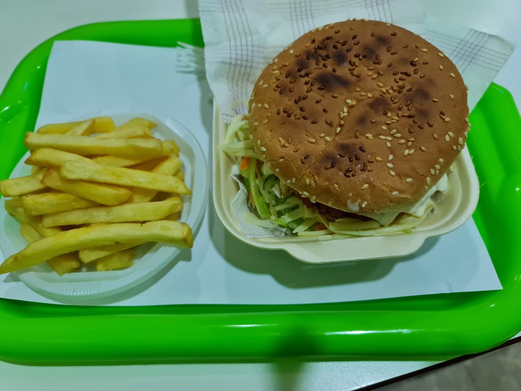 Alhambra Pizzeria - Kebab — Papas fritas