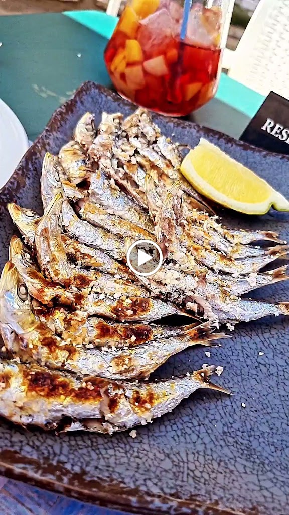 Chiringuito El Cateto - Fuengirola — Videos