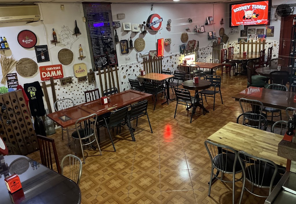Bona Sort Bar Restaurant — Ambiente
