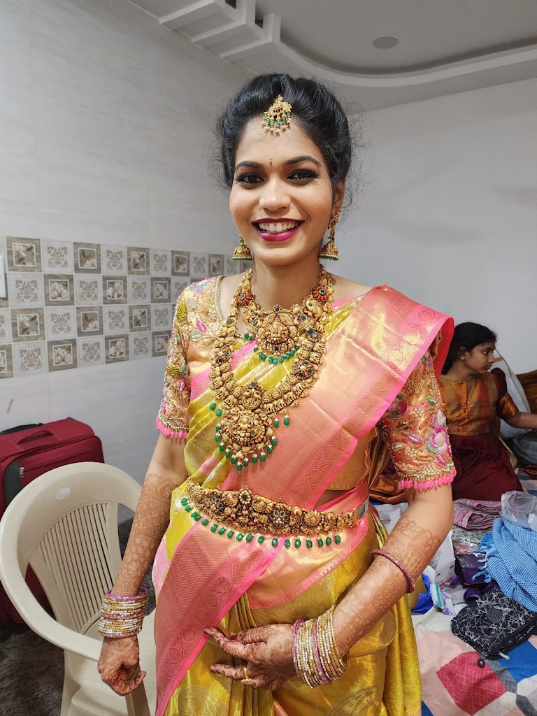 Aswini Beauty Parlour