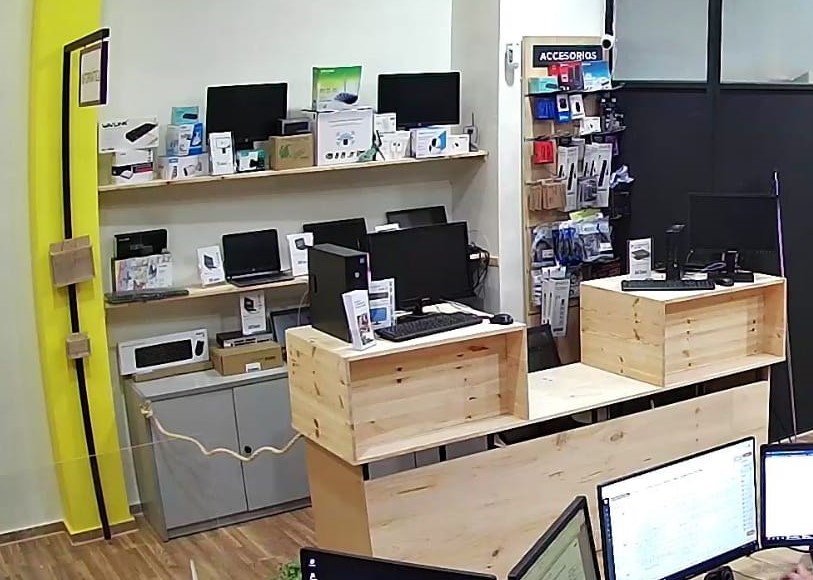 Redes y Comunicaciones Tienda de informatica