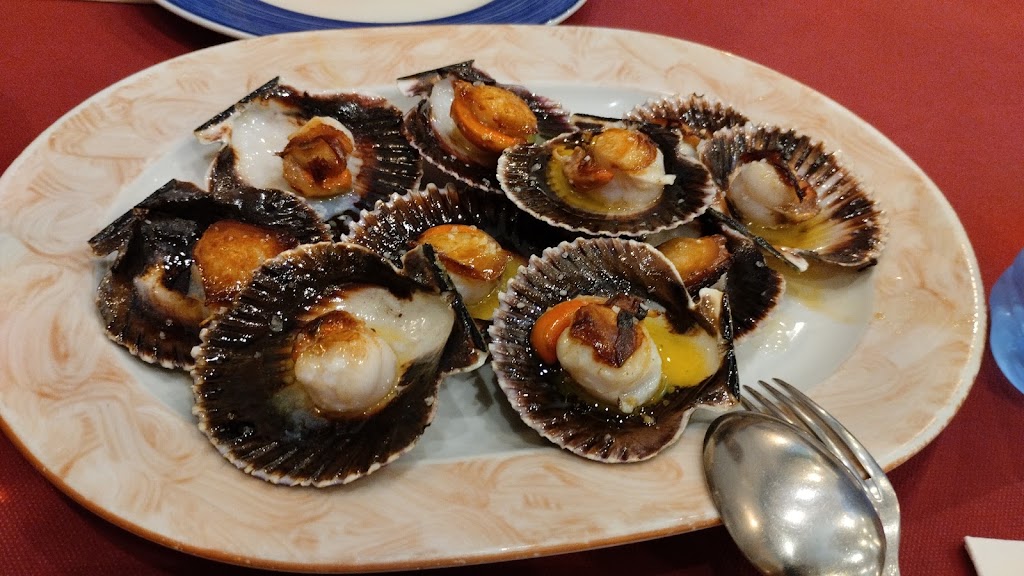 Restaurante Bar Gutierrez — Comida y bebida