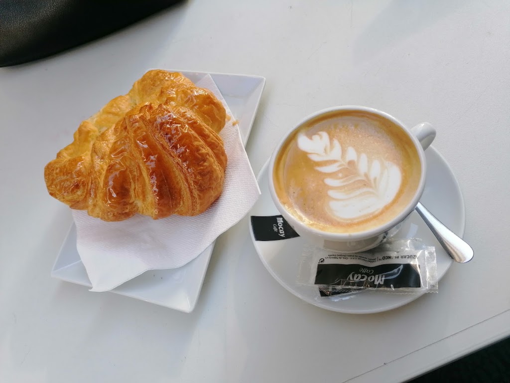 La Tarara Taskafe — Capuchino