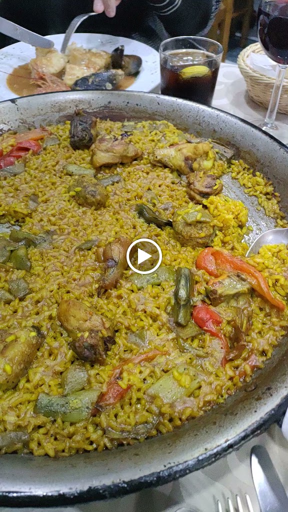 Restaurante Rei En Jaume I — Videos
