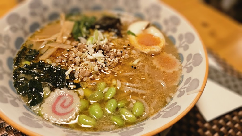 Restaurante japones Yoi Aji Hao Wei — Comida y bebida