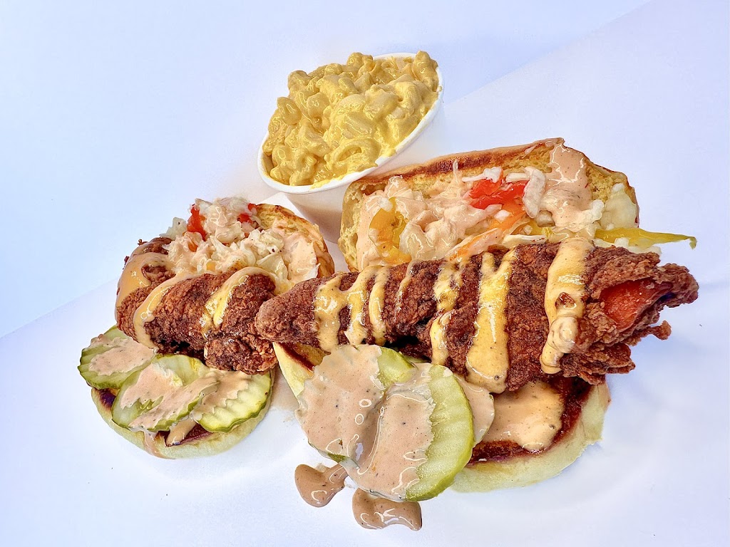  Tendeez Hot Chicken, Oshkosh