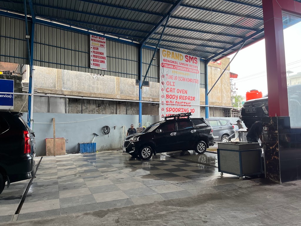 GRAND SMS (SAHABAT MOBIL SERVICE)