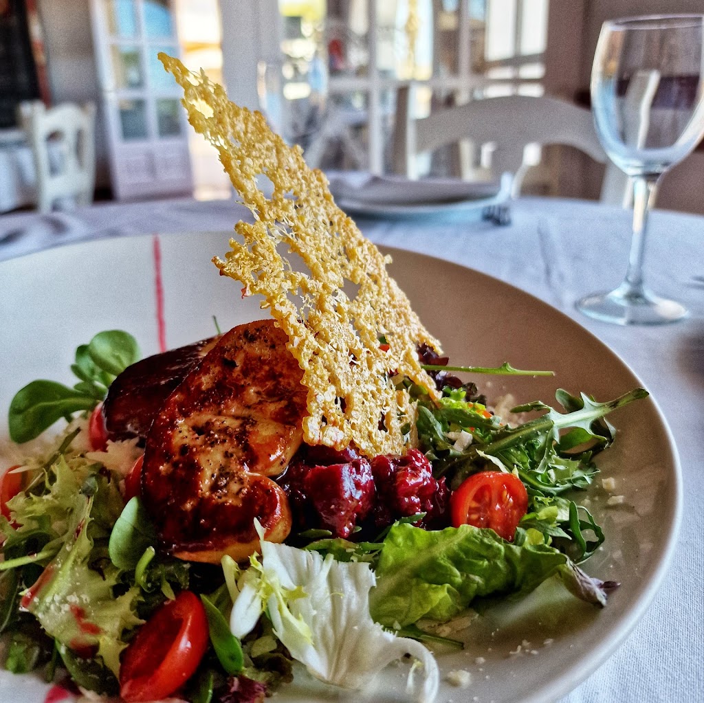Restaurante Seis Perlas — Comida y bebida
