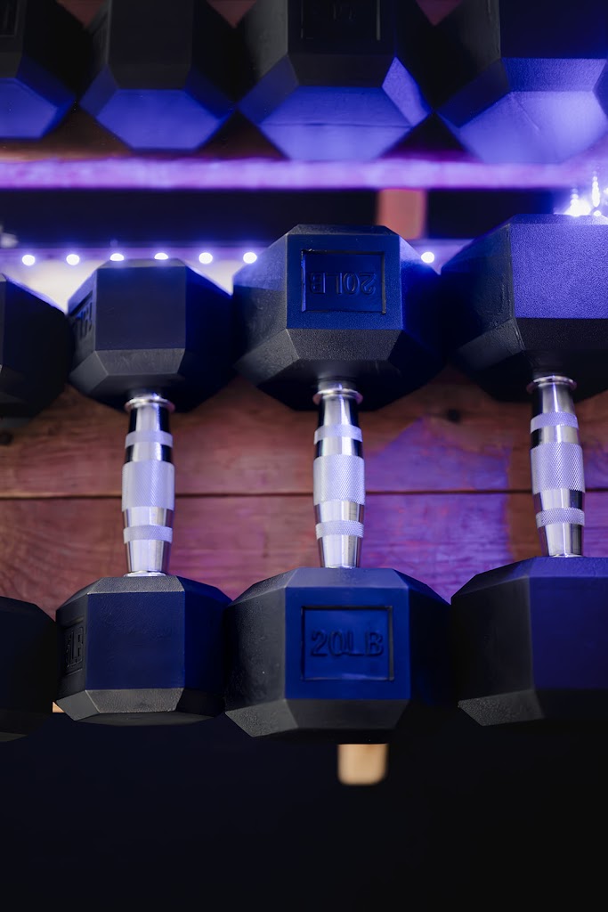  Momentum Fit Studio + Community