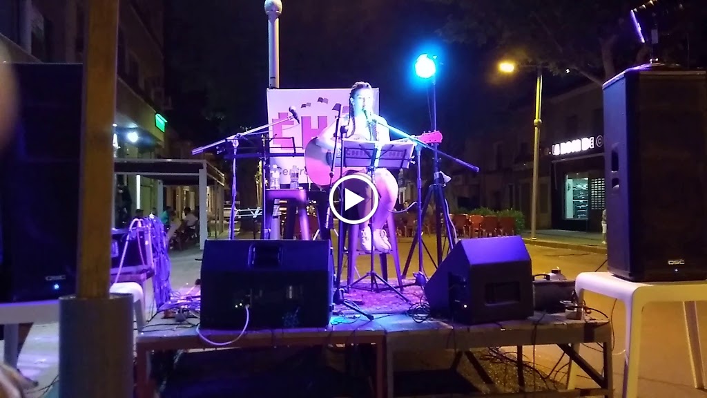 Bar El Octavo Verano — Videos