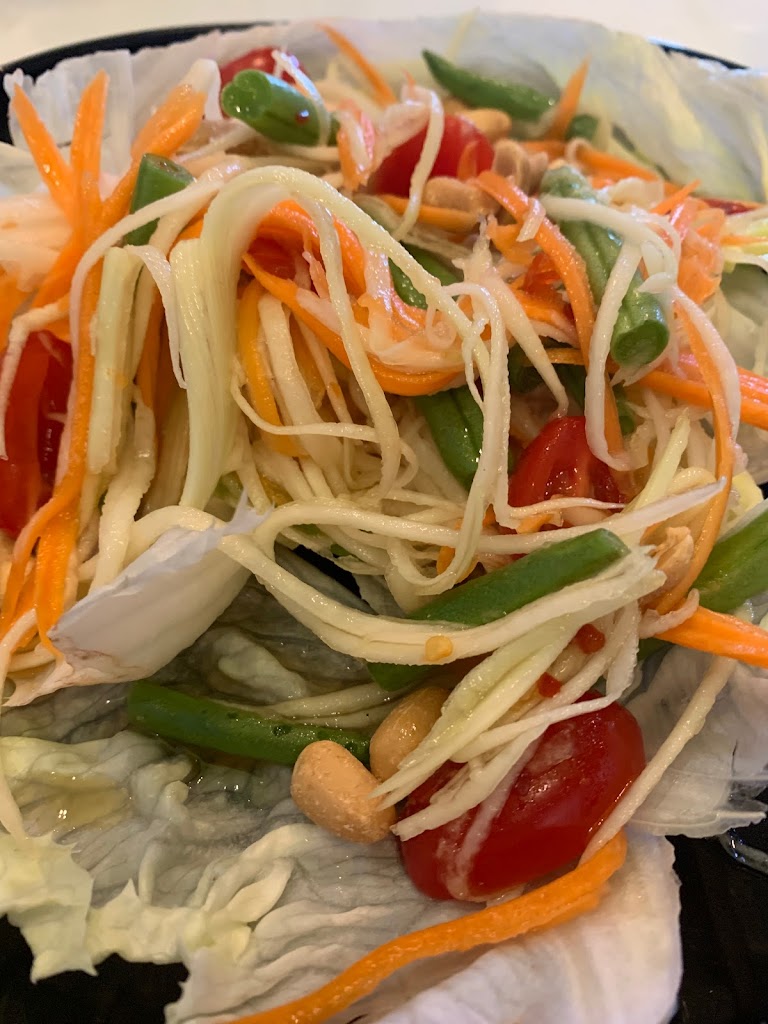 Emerald Thai Cuisine & Sushi Bar