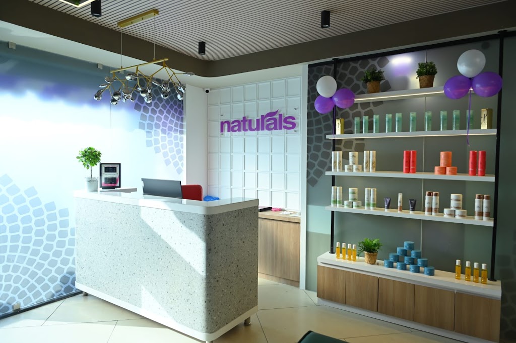 Naturals Salon