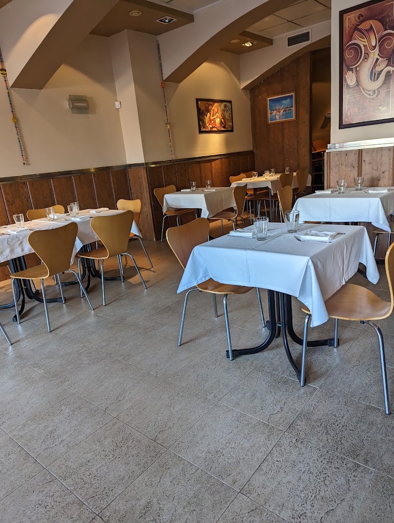 Utsav Indian restaurant — Ambiente