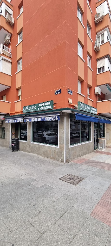 Cafe Bar Moreno y Cepeda — Del propietario
