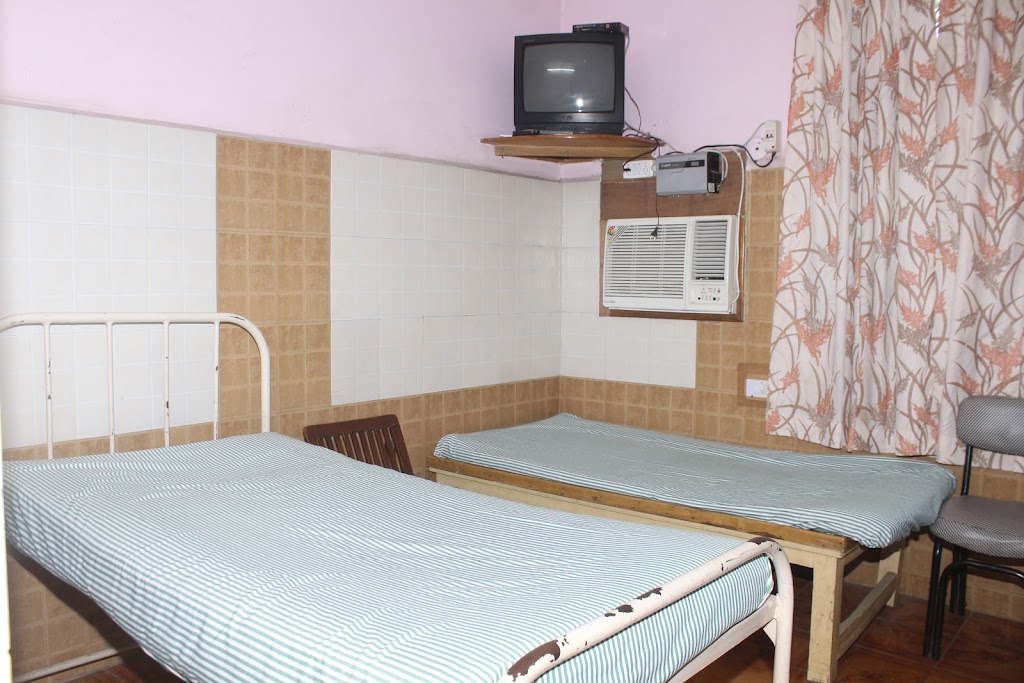 Modi Nursing Home