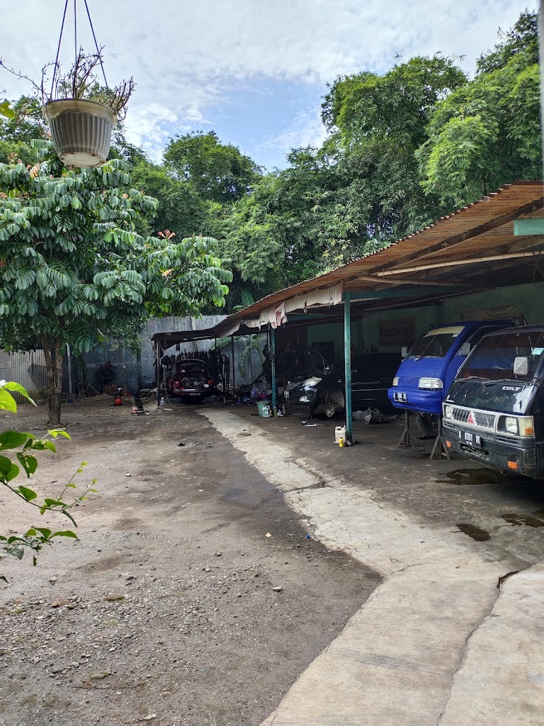 Bengkel Mobil "Habiba"