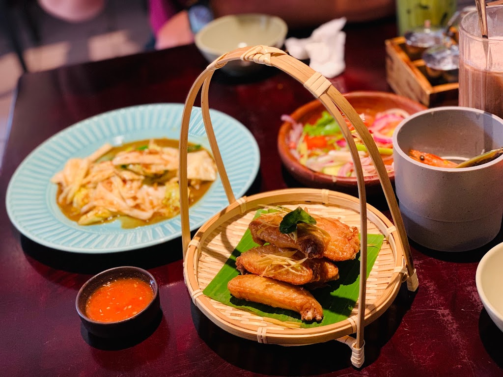 泰元THAIYUAN－高雄米其林必比登 泰國料理 泰式料理 評價 海鮮媽媽麵 泰式炒河粉 必吃 推薦 高cp值美食 涼拌青木瓜 2023精選 的照片