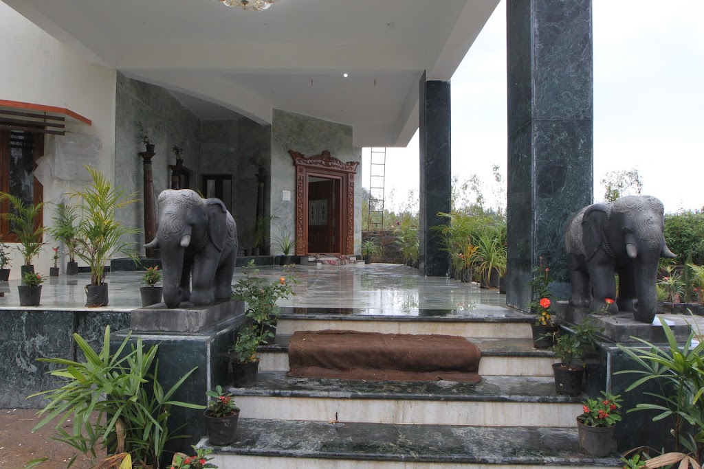 Mahendravanam S Vhm Resorts