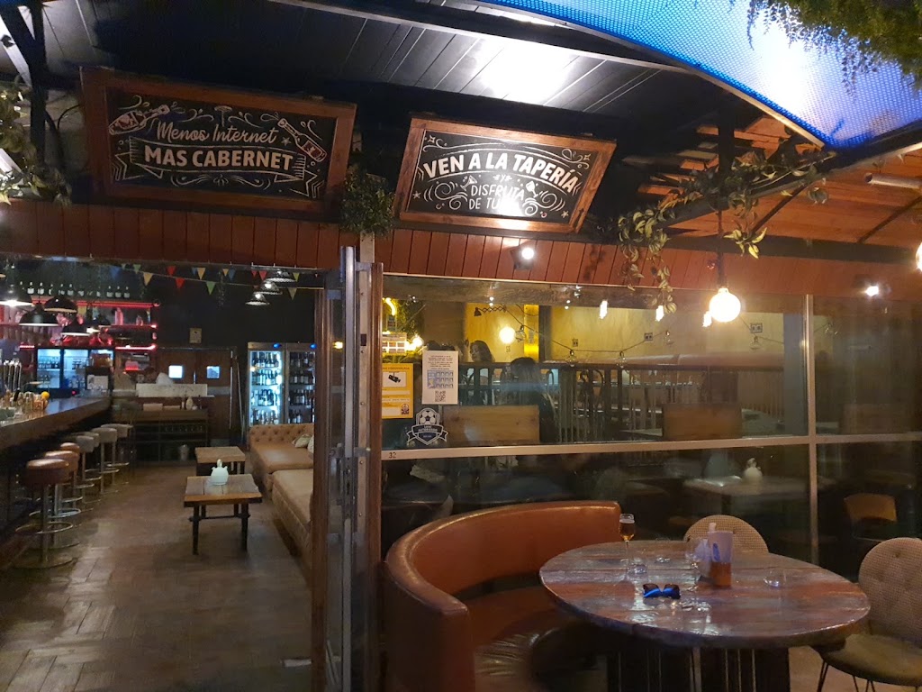 LA TAPERIA DE PUEBLO — Ambiente