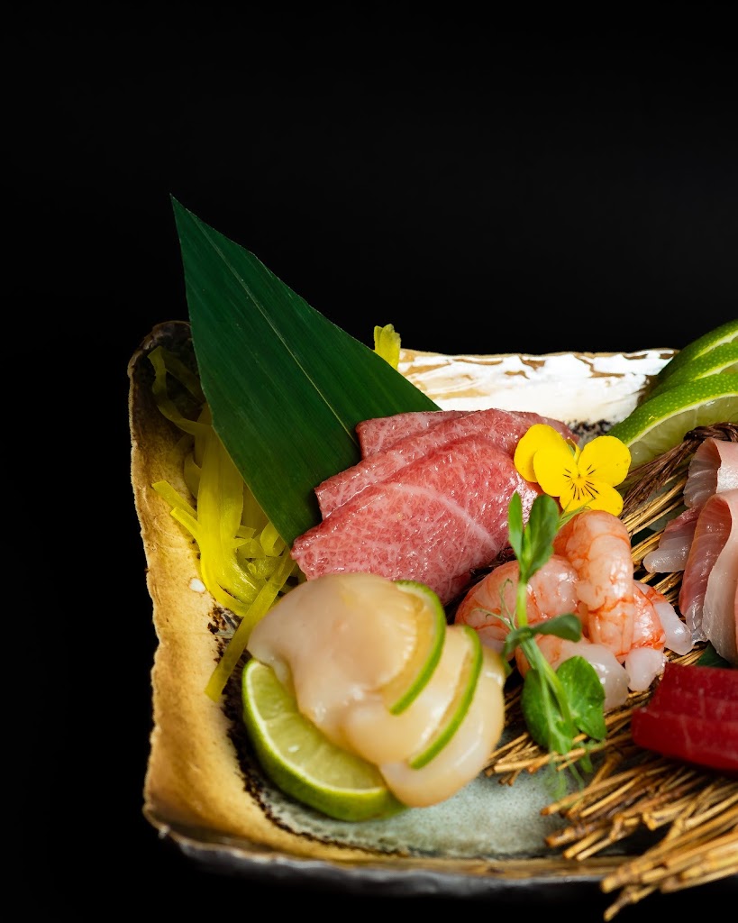 KAIZEN Restaurant — Comida y bebida