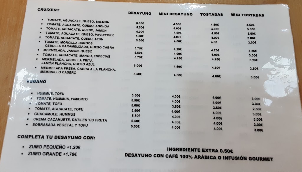 Cruixent pa i cafe — Carta