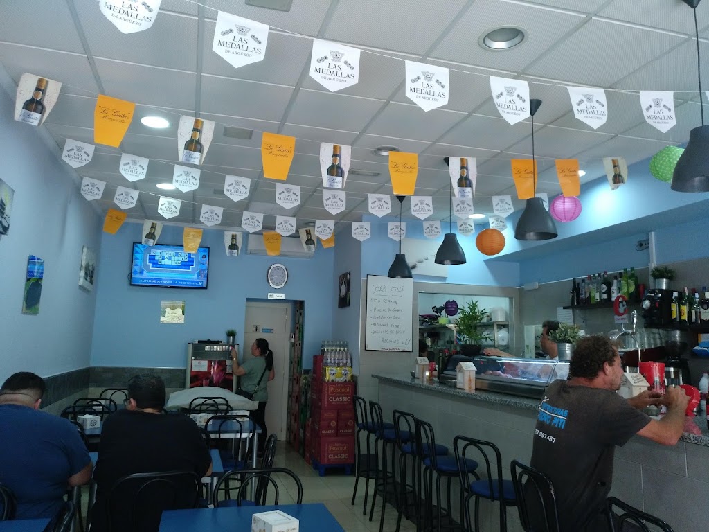 Cafe Bar Gali — Ambiente