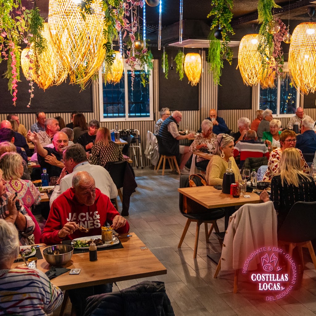 Costillas Locas — Ambiente