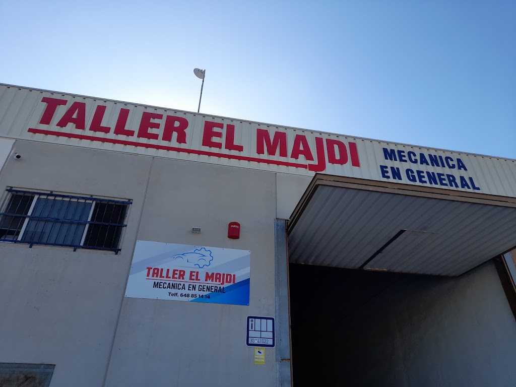Taller El Majdi — Exterior