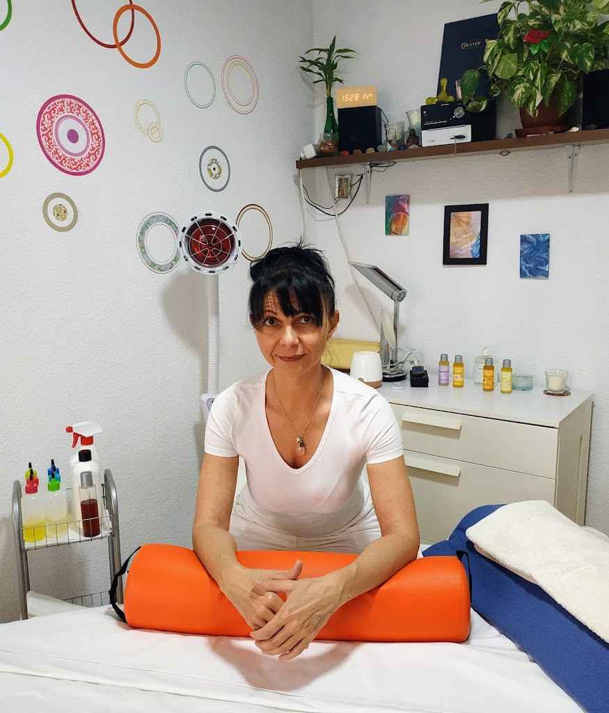 DASA JURIKOVA OSTEOPATA Y MASAJISTA