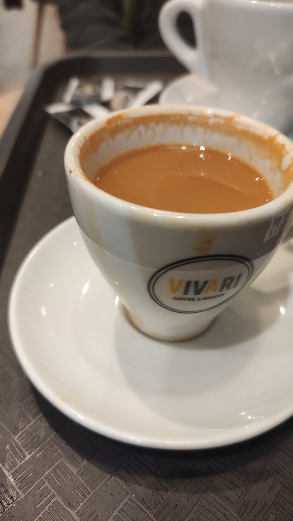 Vivari Coffee & Bakery olot — Cafe