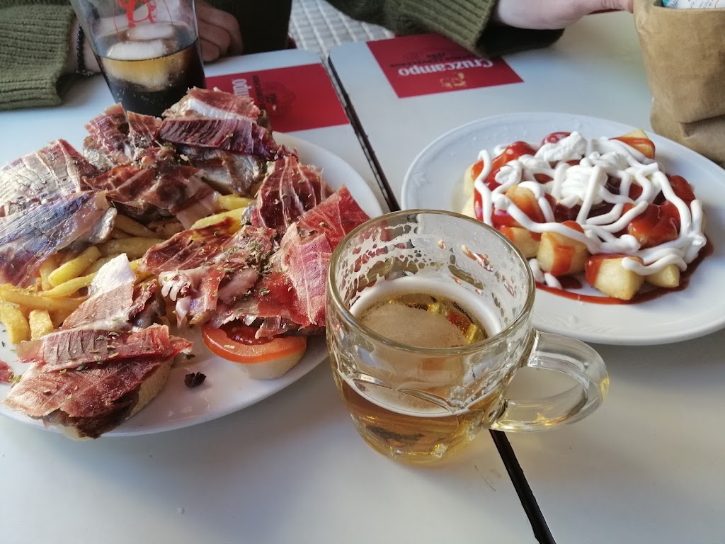 BAR ER QUIQUE — Comida y bebida