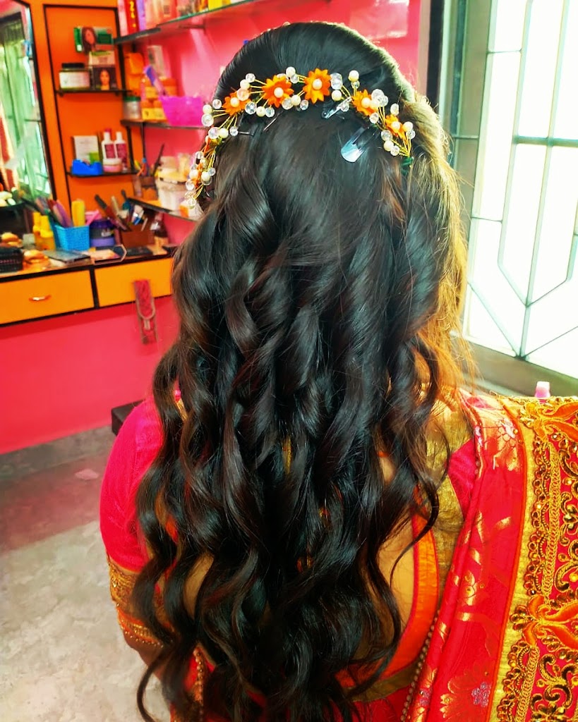 Jaini Beauty Parlour For Ladies