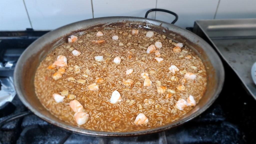 La Nadadora — Paella