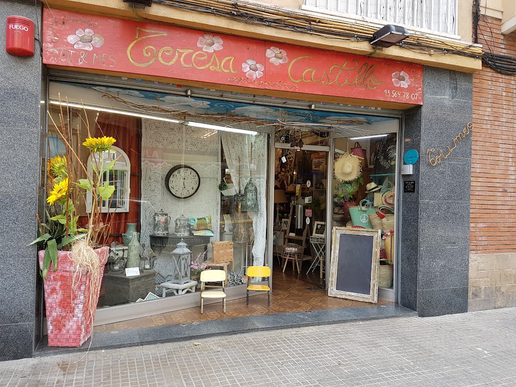 Tot & Mes / Teresa Castillo