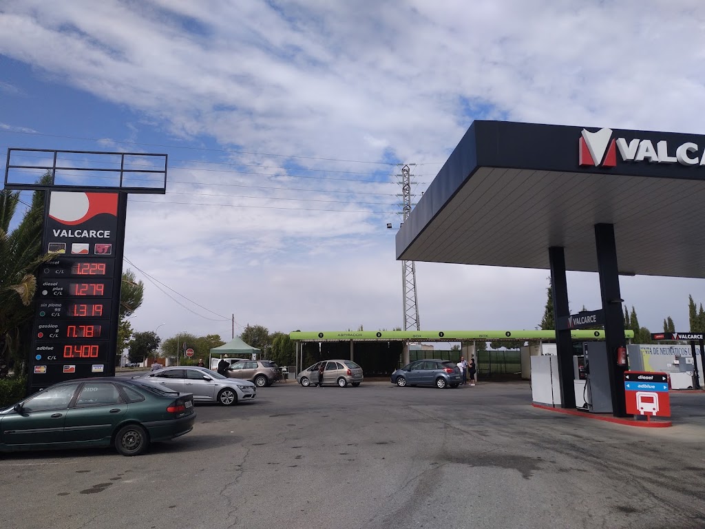 COMBUSTIBLES SAMAR S.L. — Surtidor de combustible