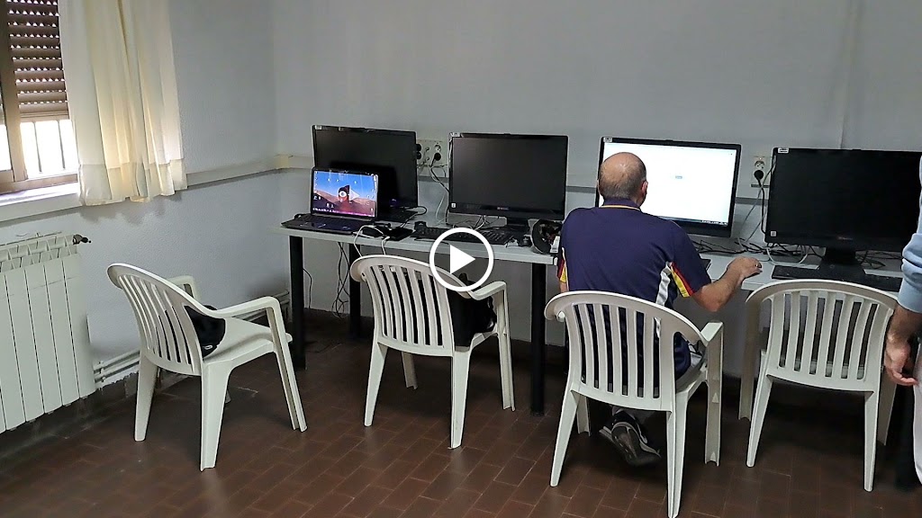 Centro De Dia Para Personas Mayores Algeciras Ii Anexo Residencia — Videos